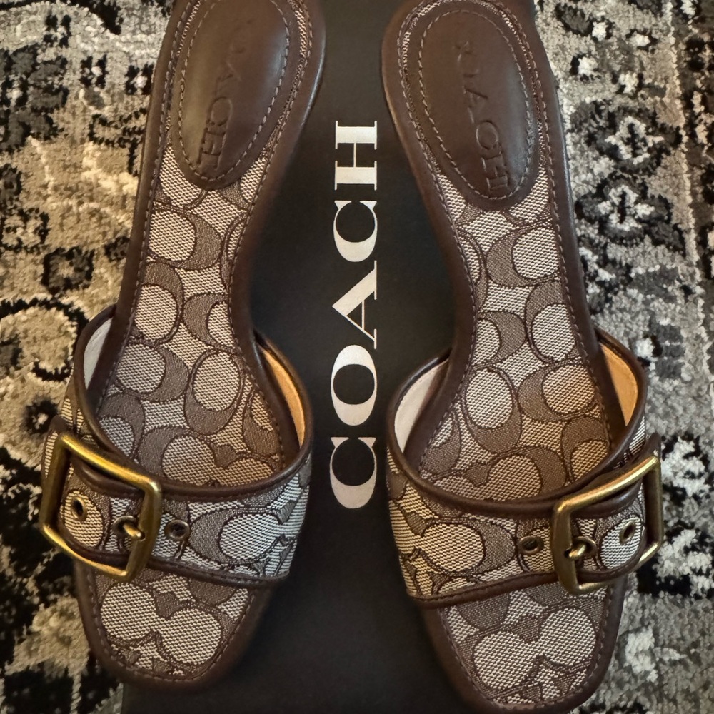 Coach Women's “Margot Jacquard Oak/Maple” mules size 8 - brand new in box